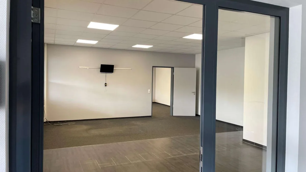 Büro (Gebäude 1)