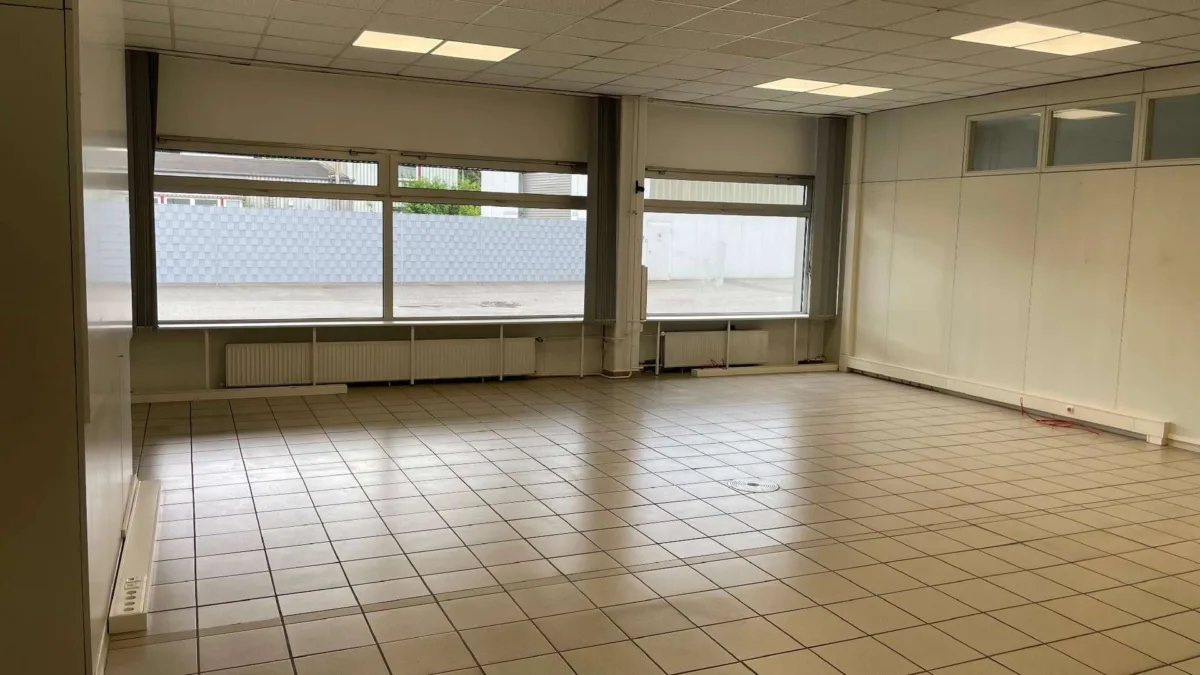 Büro (Gebäude 1)